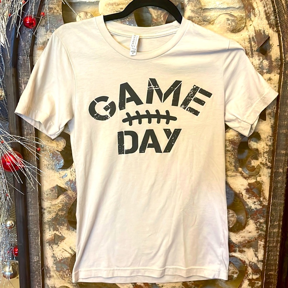 Bella canvas,  Game Day tee